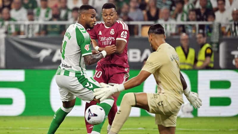 Hasil Real Betis vs Real Madrid: Los Blancos Tumbang 0-1, Mbappe Gagal Penalti